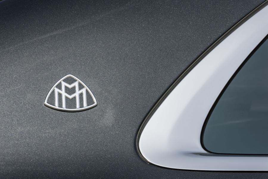 Логотип Mercedes-Maybach S600 2017 года  (WW) (фото 4 из 34)
